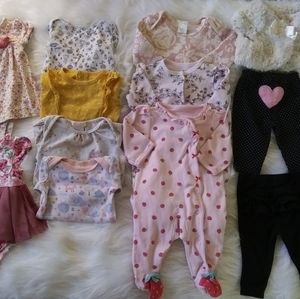 ✨Adorable Baby Girl Clothes bundle✨💖